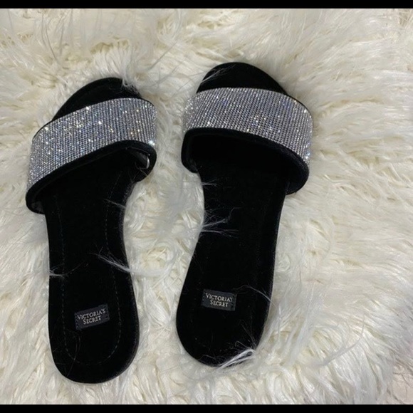 Victoria’s Secret Rhinestone Slides - Picture 4 of 5